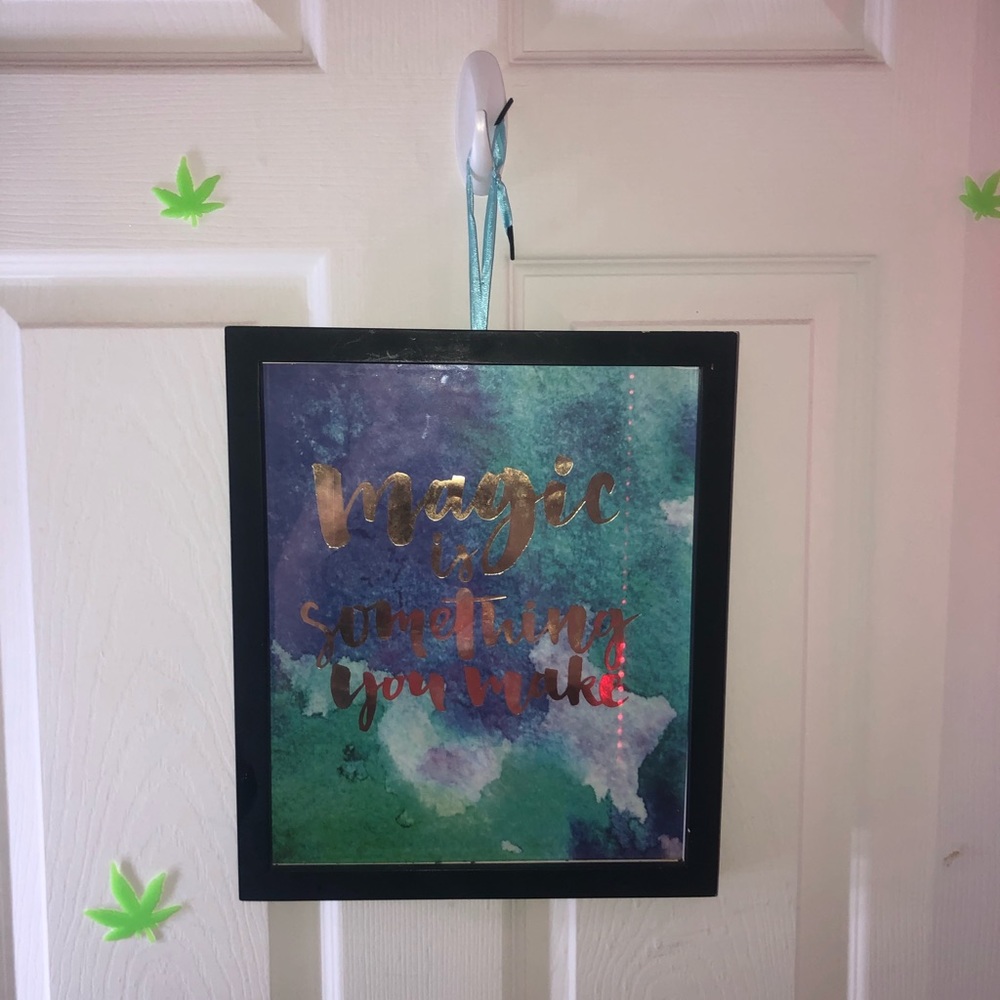 picture set - Picture 3 of 3